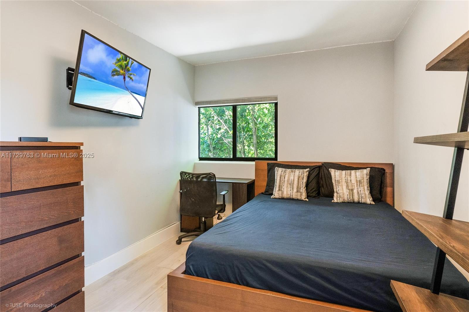 RIVER ESTATES - Residential