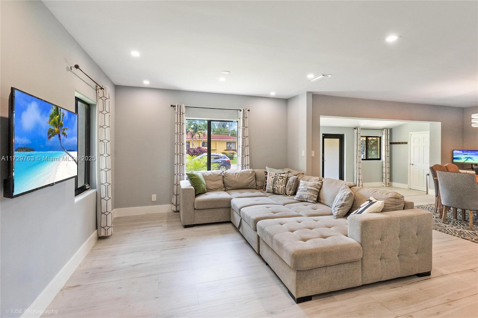 RIVER ESTATES - Residential