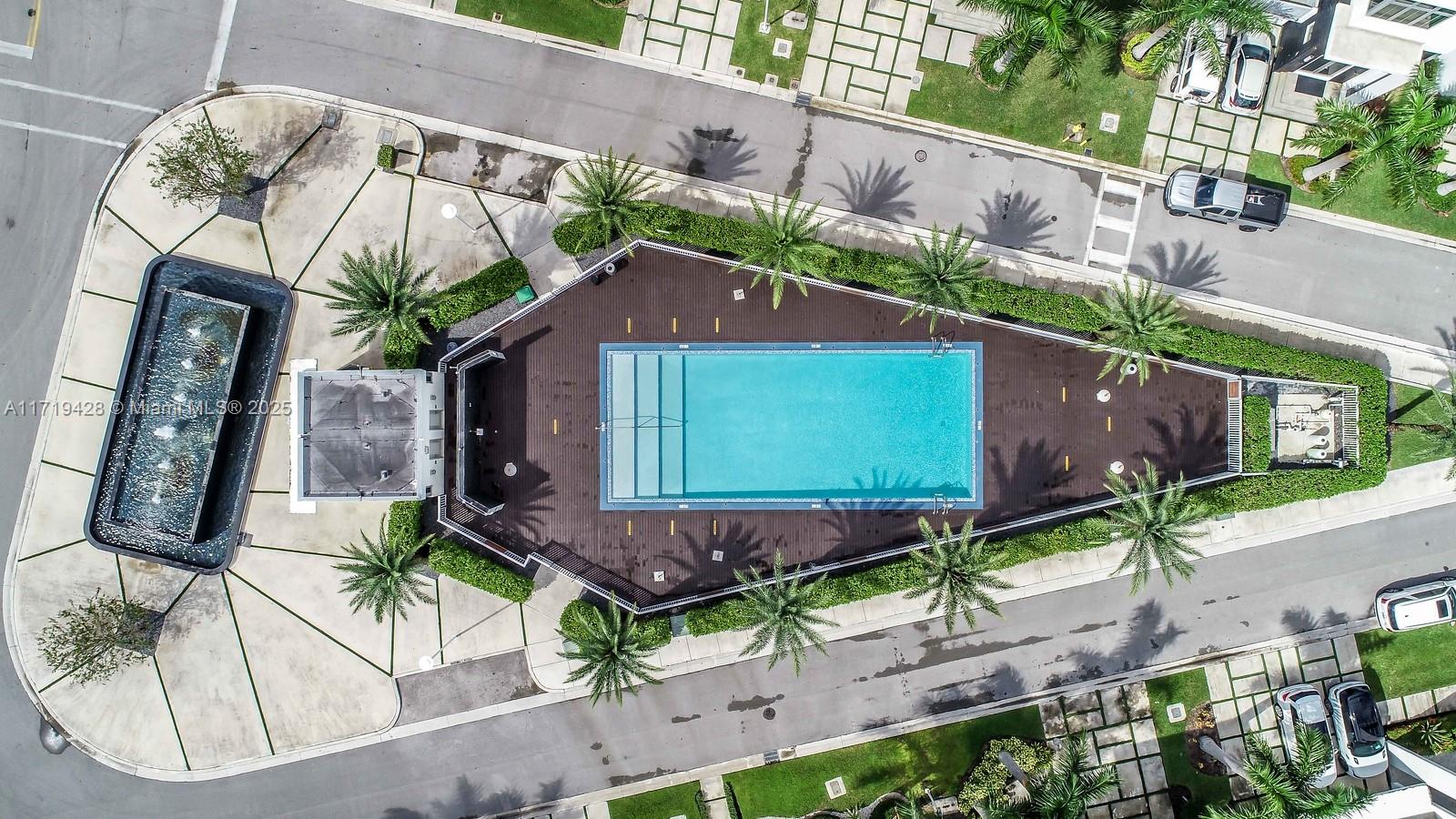 Rental Property at 8254 Nw 33rd Ter, Doral, Miami-Dade County, Florida - Bedrooms: 5 
Bathrooms: 6  - $7,000 MO.