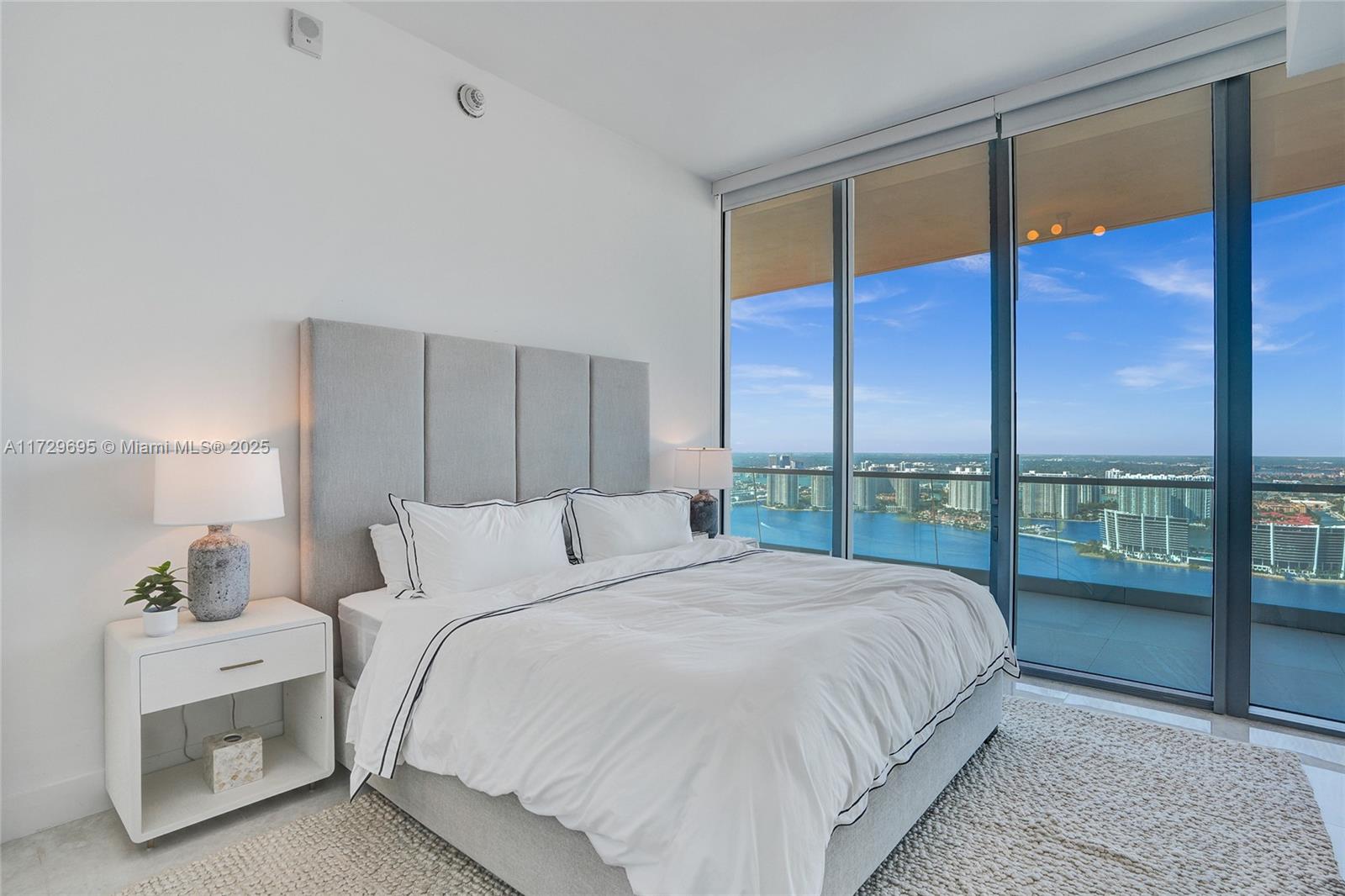 NORTH BISCAYNE BEACH AMEN - Residential