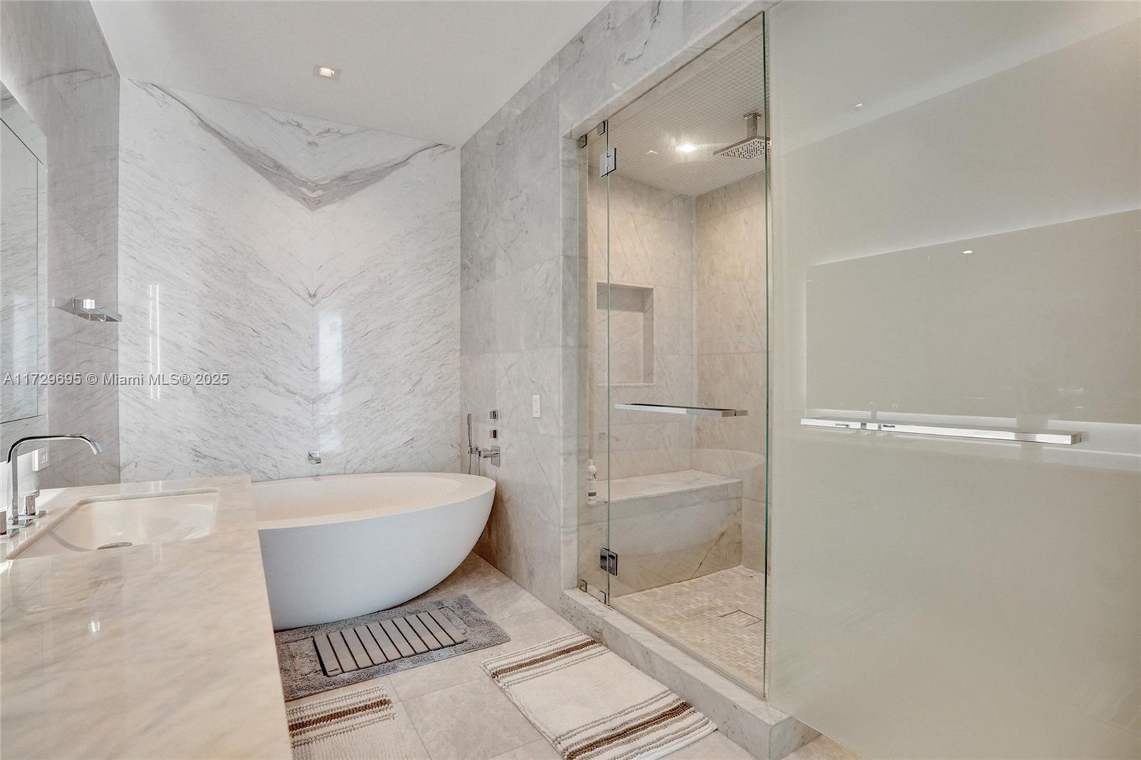 NORTH BISCAYNE BEACH AMEN - Residential