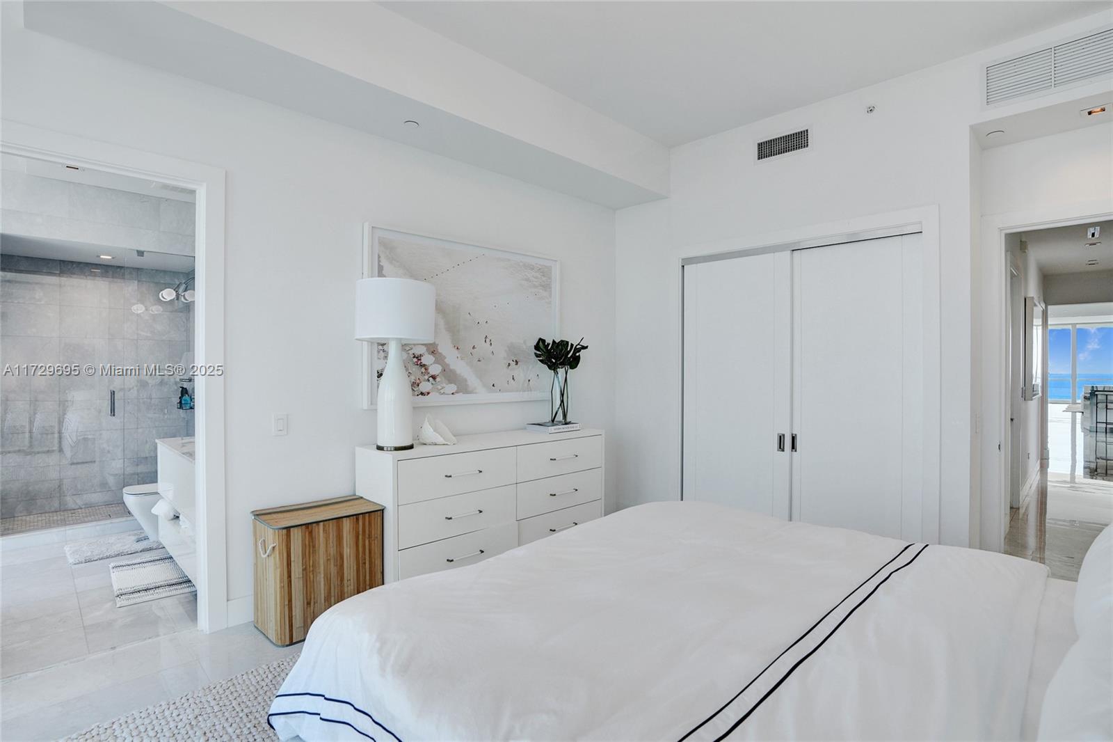 NORTH BISCAYNE BEACH AMEN - Residential