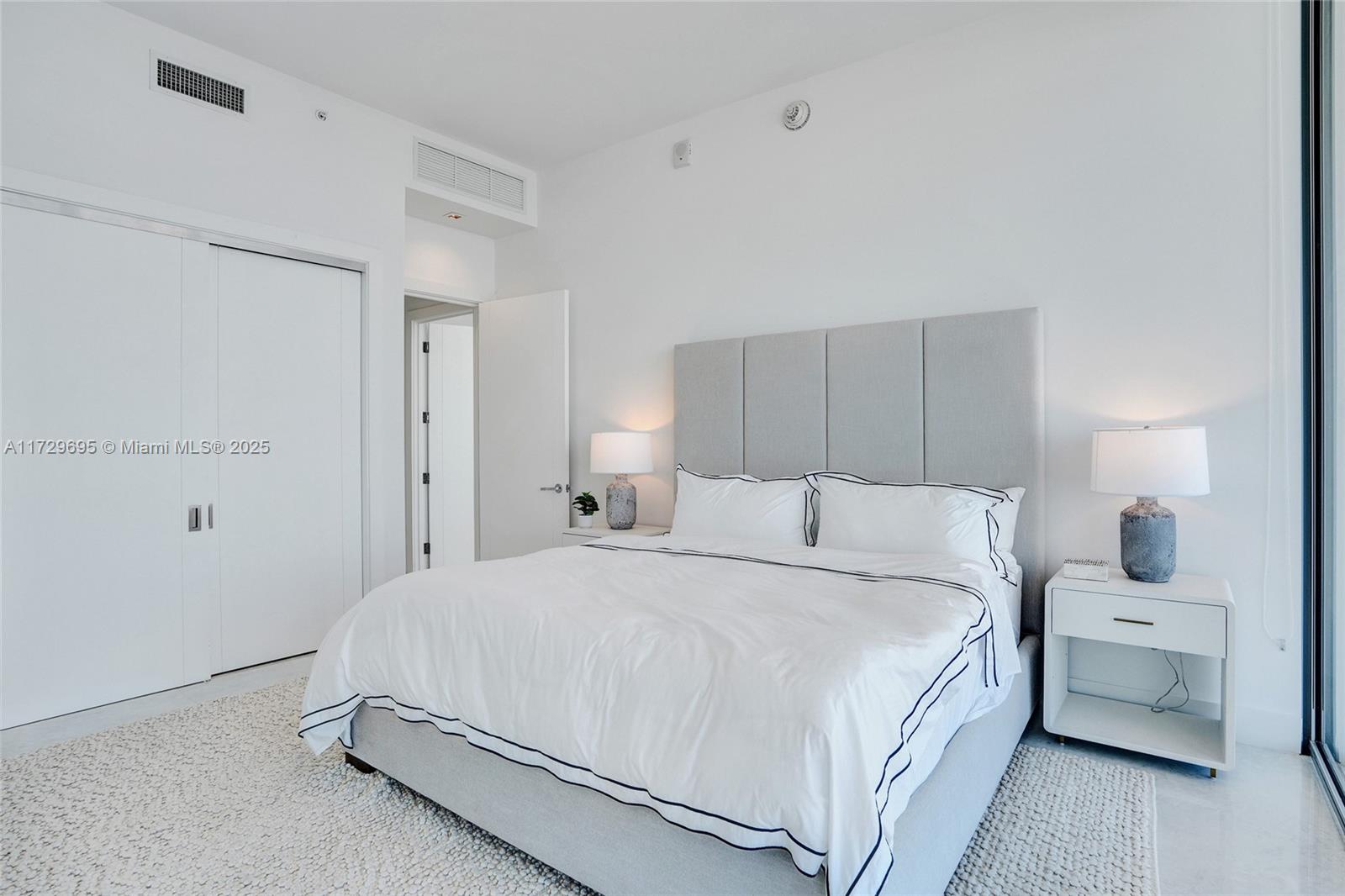 NORTH BISCAYNE BEACH AMEN - Residential