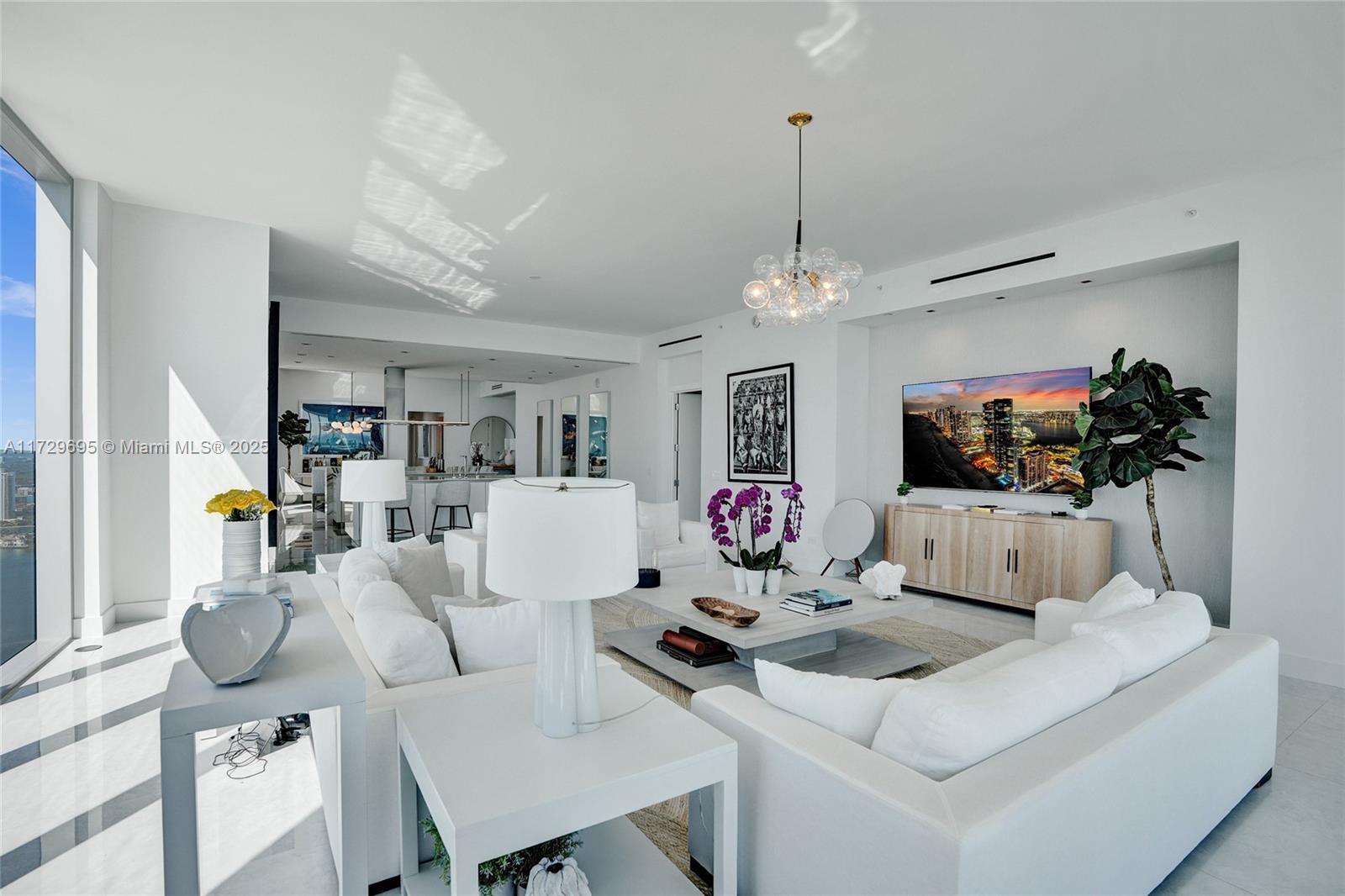 NORTH BISCAYNE BEACH AMEN - Residential