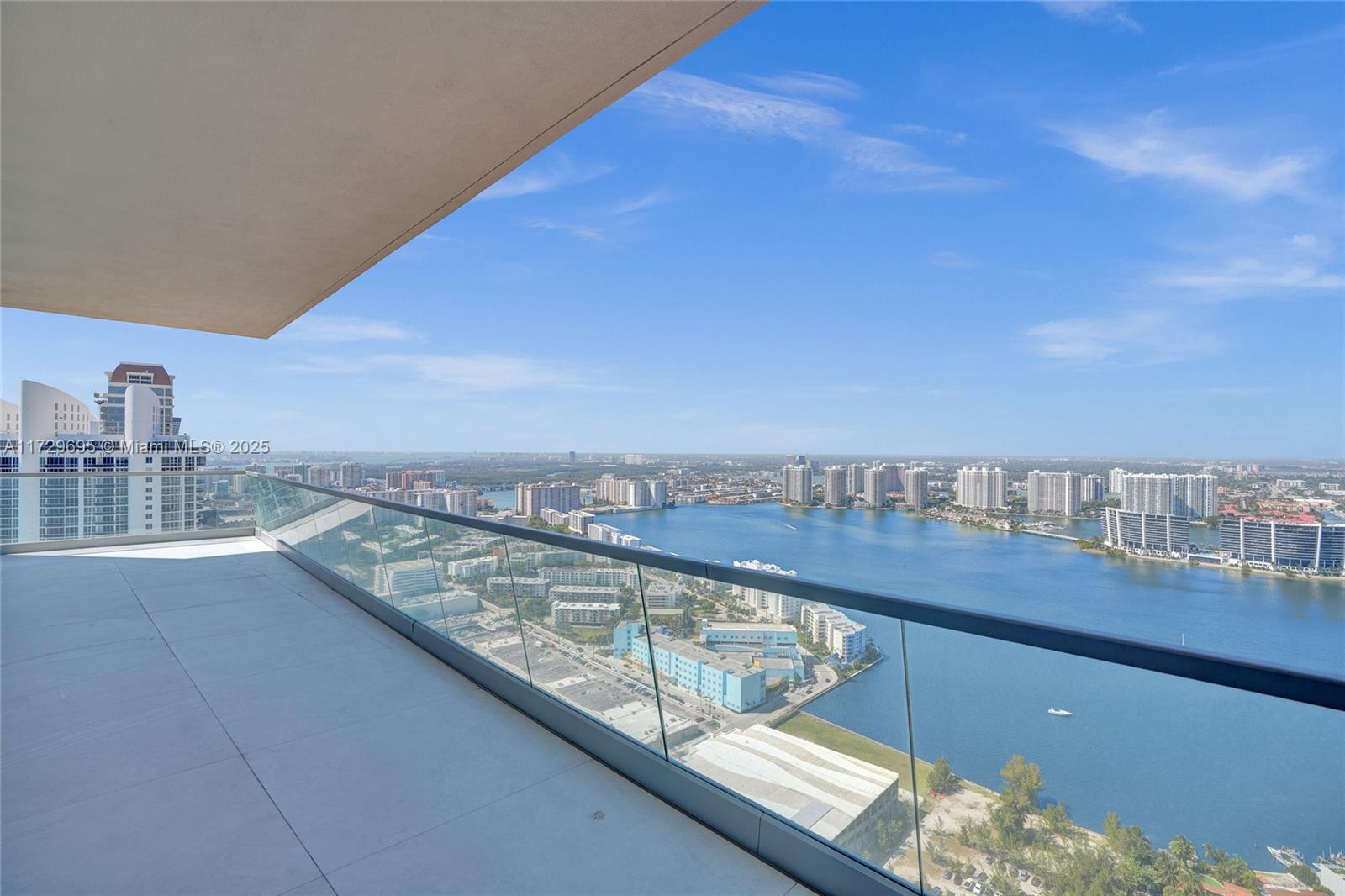 NORTH BISCAYNE BEACH AMEN - Residential