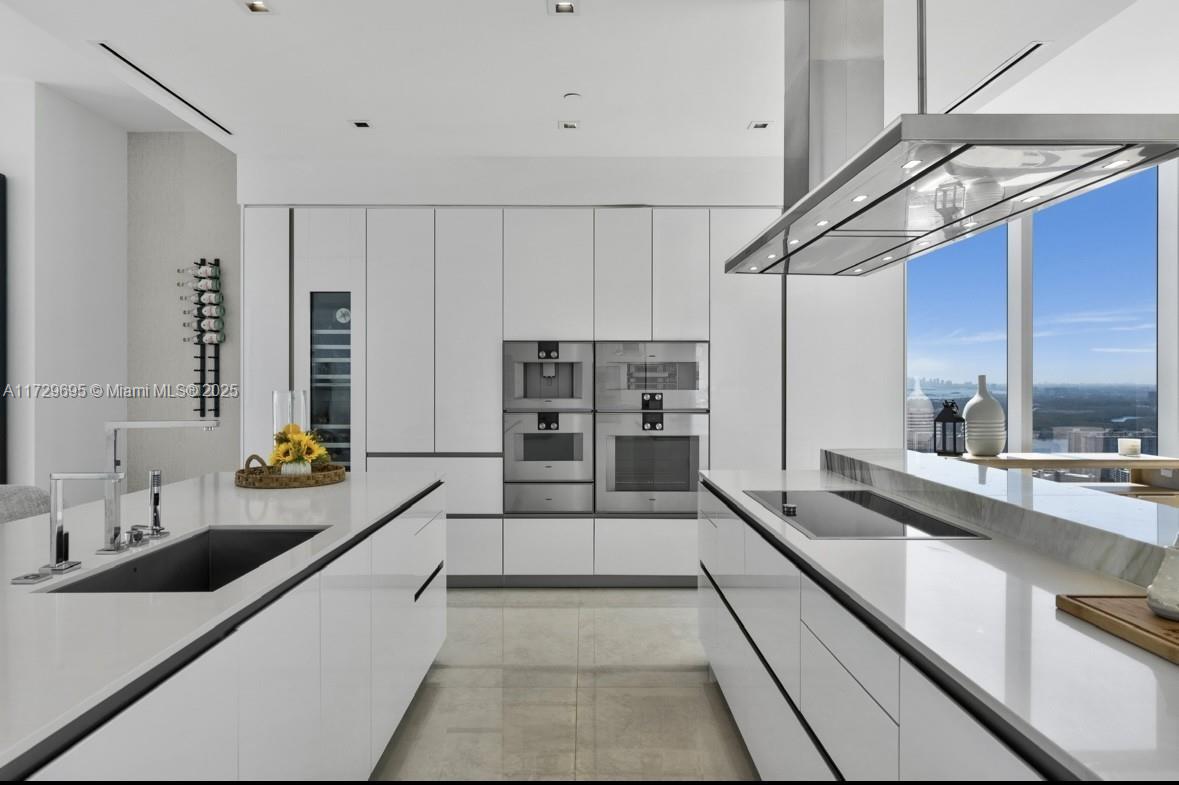 18501 Collins Ave 4304