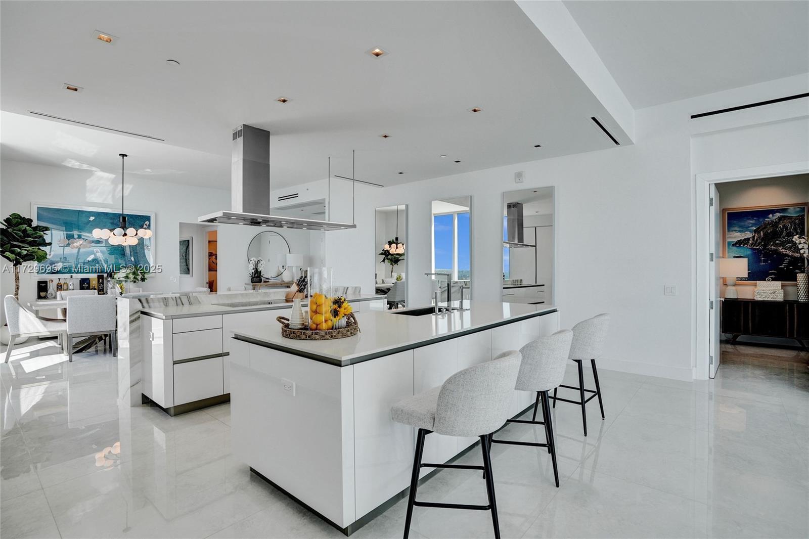 18501 Collins Ave 4304