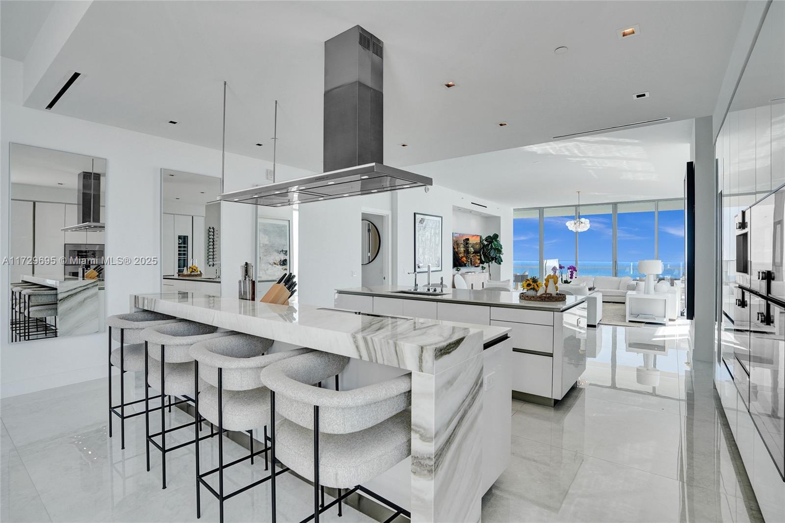 18501 Collins Ave 4304