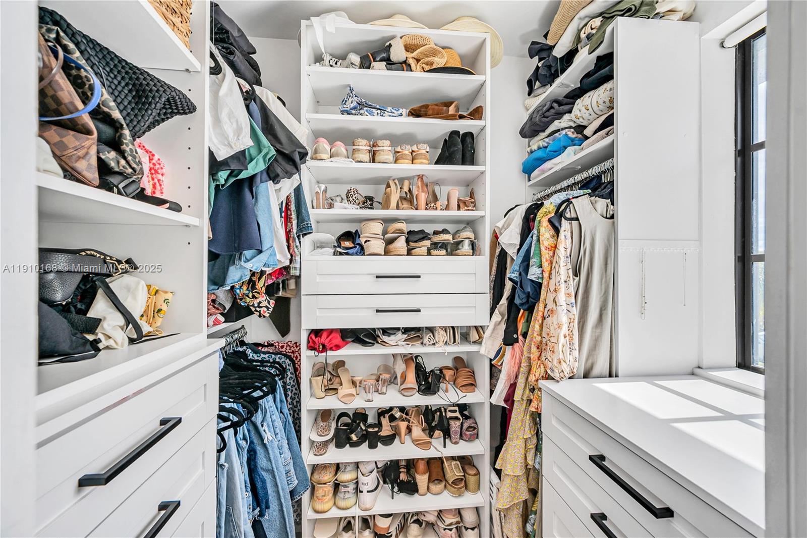 NEW SHENANDOAH - Residential Lease