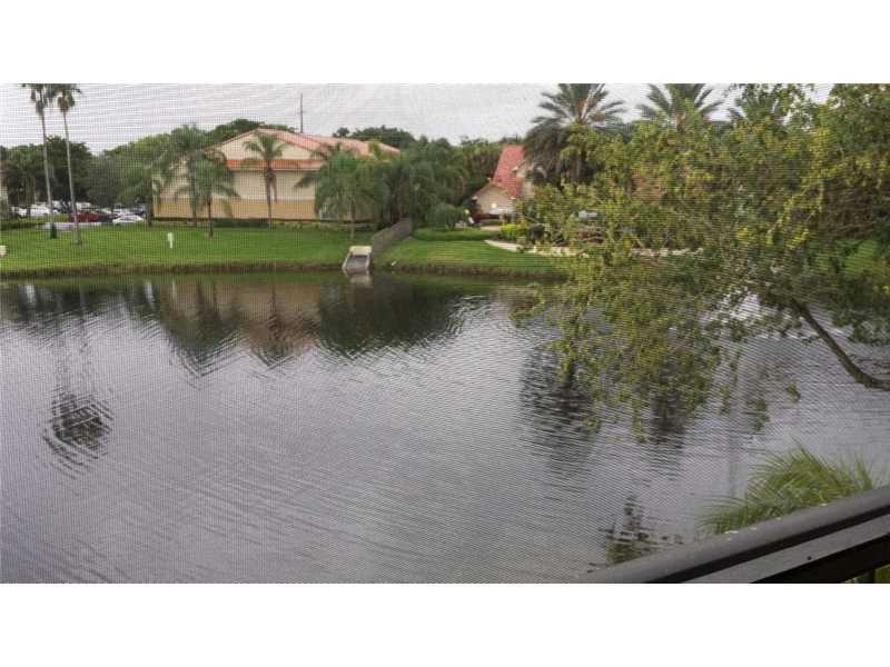 ROYAL POINCIANA CONDO - Residential Lease