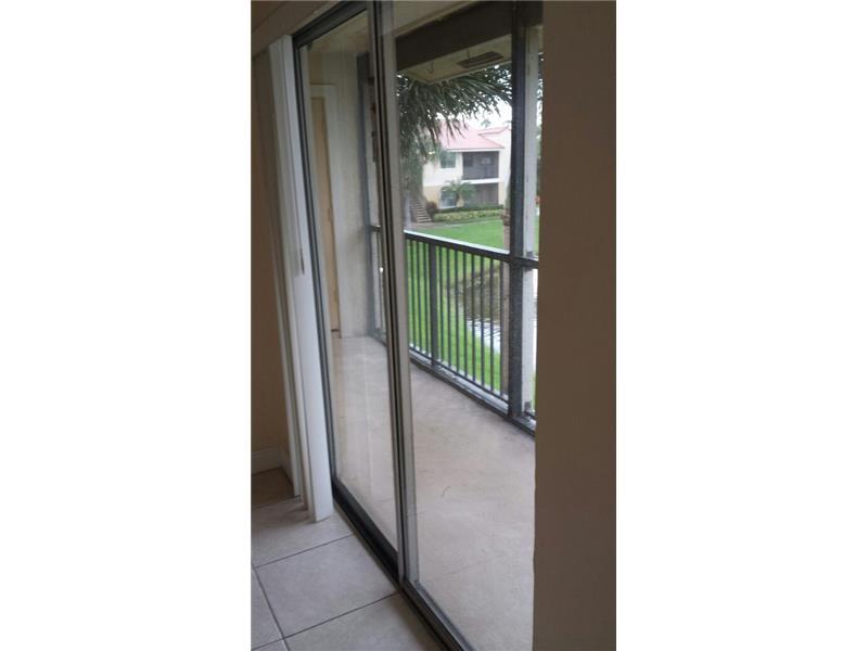 ROYAL POINCIANA CONDO - Residential Lease