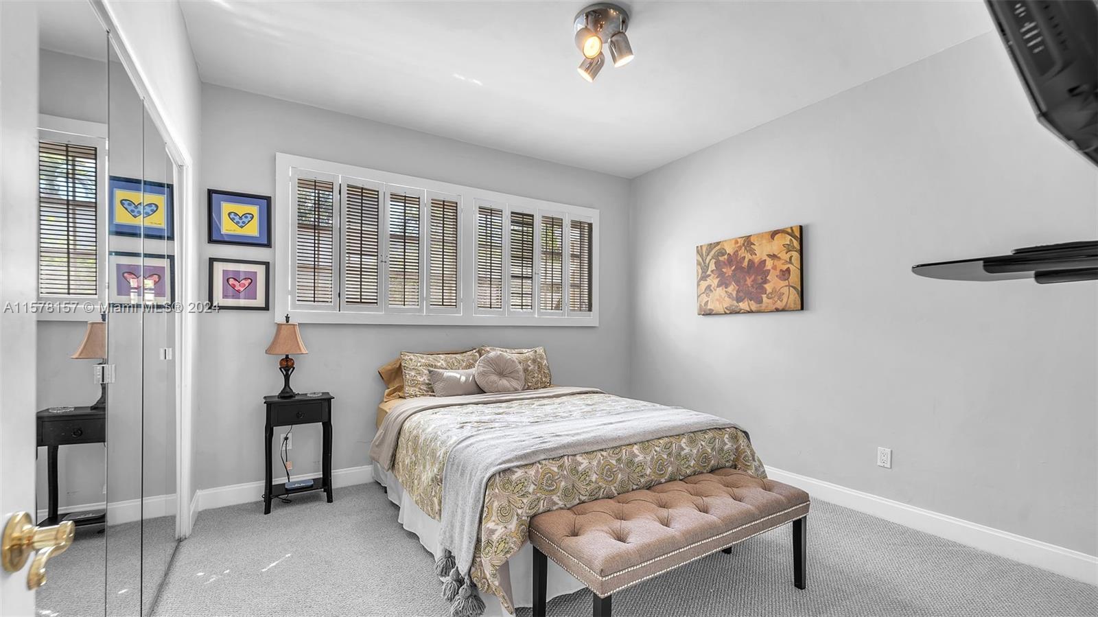 BAY HEIGHTS - Residential