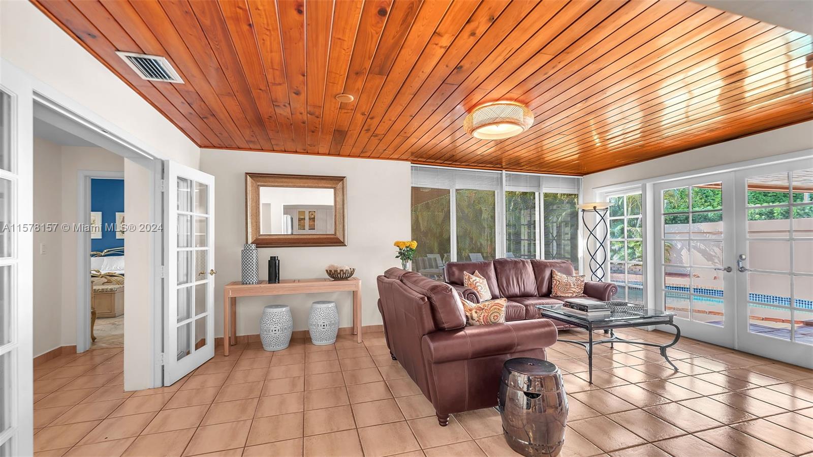 BAY HEIGHTS - Residential