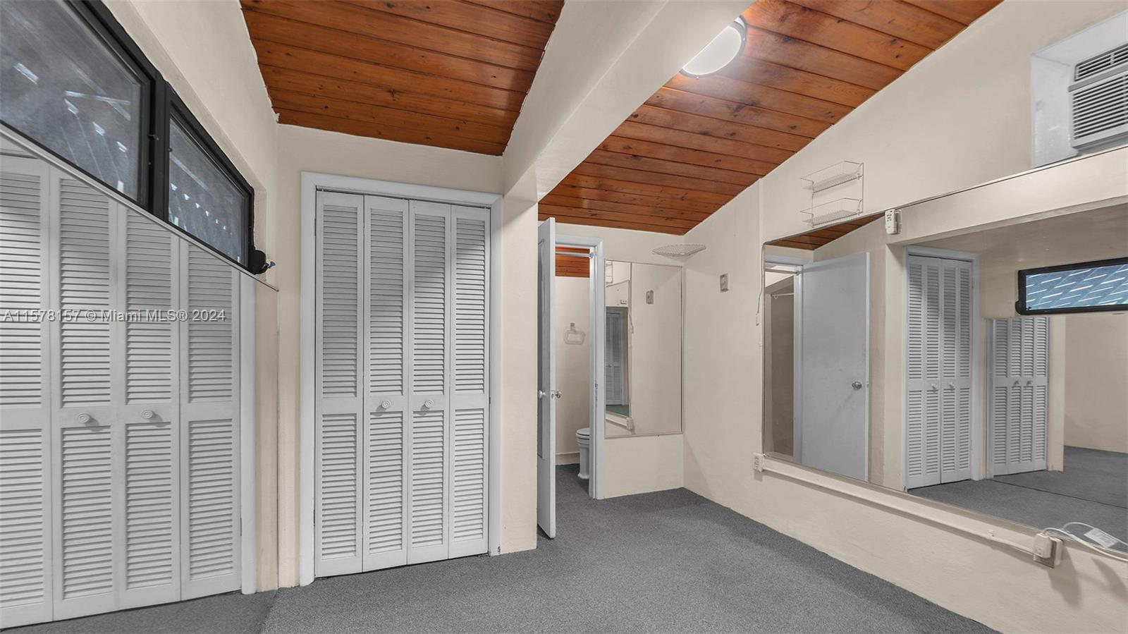 BAY HEIGHTS - Residential