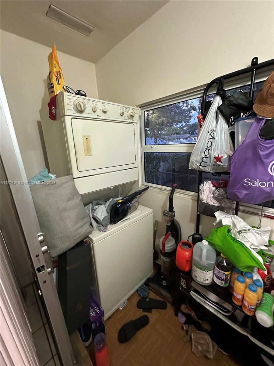 OCOEE PARK - Residential Income