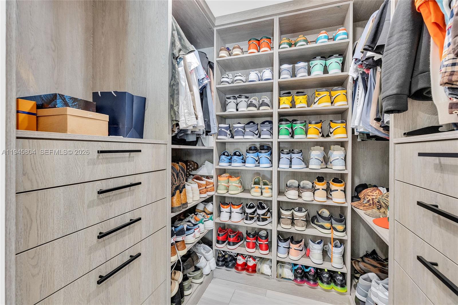 PLANTATION GARDENS SEC 5 - Residential