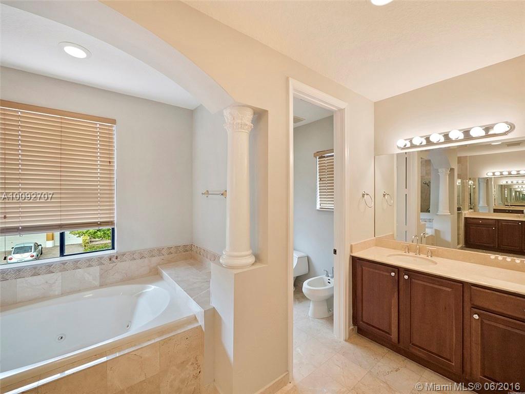 Cutler Cay - Residential