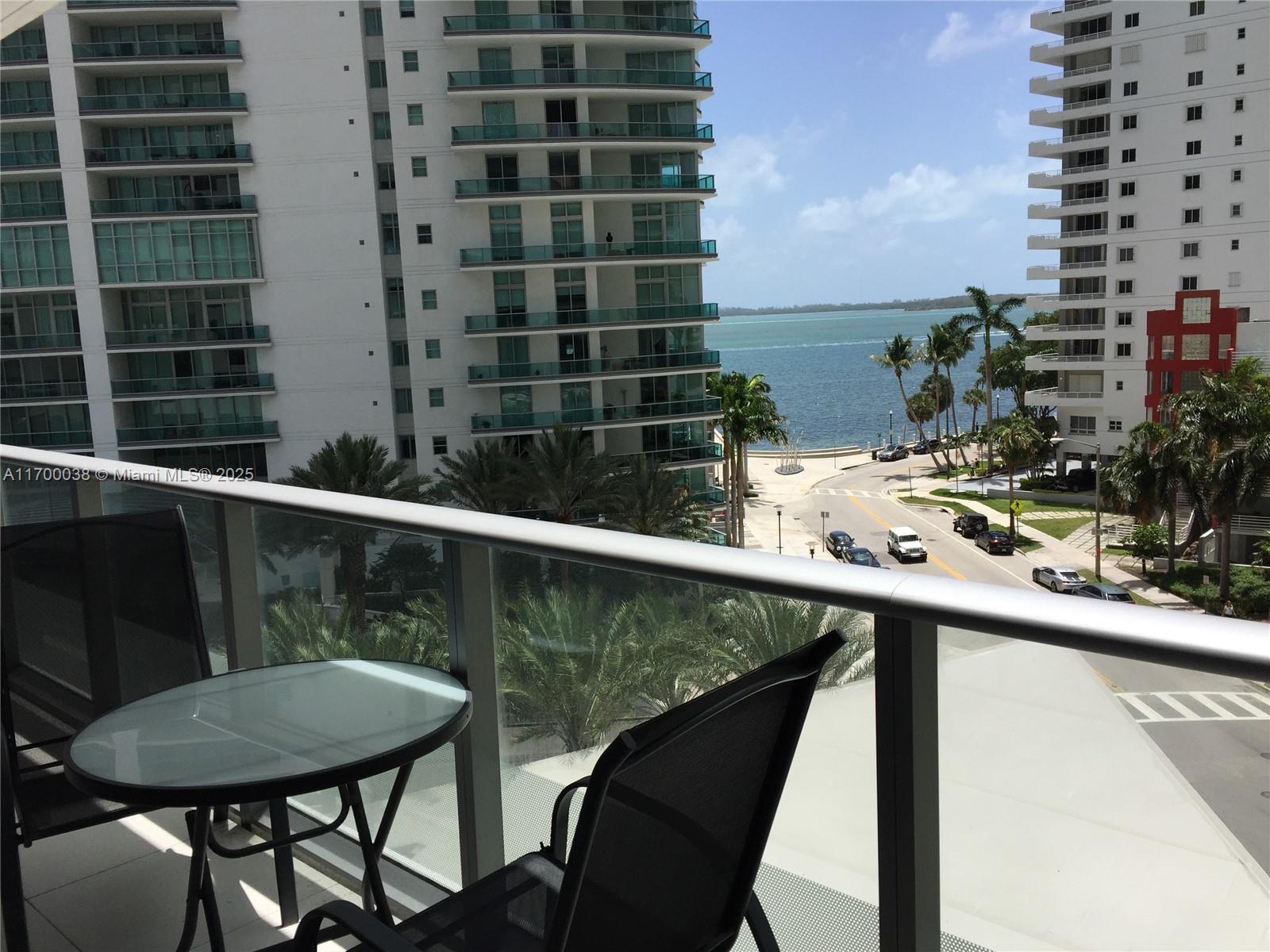 BRICKELLHOUSE CONDO - Residential