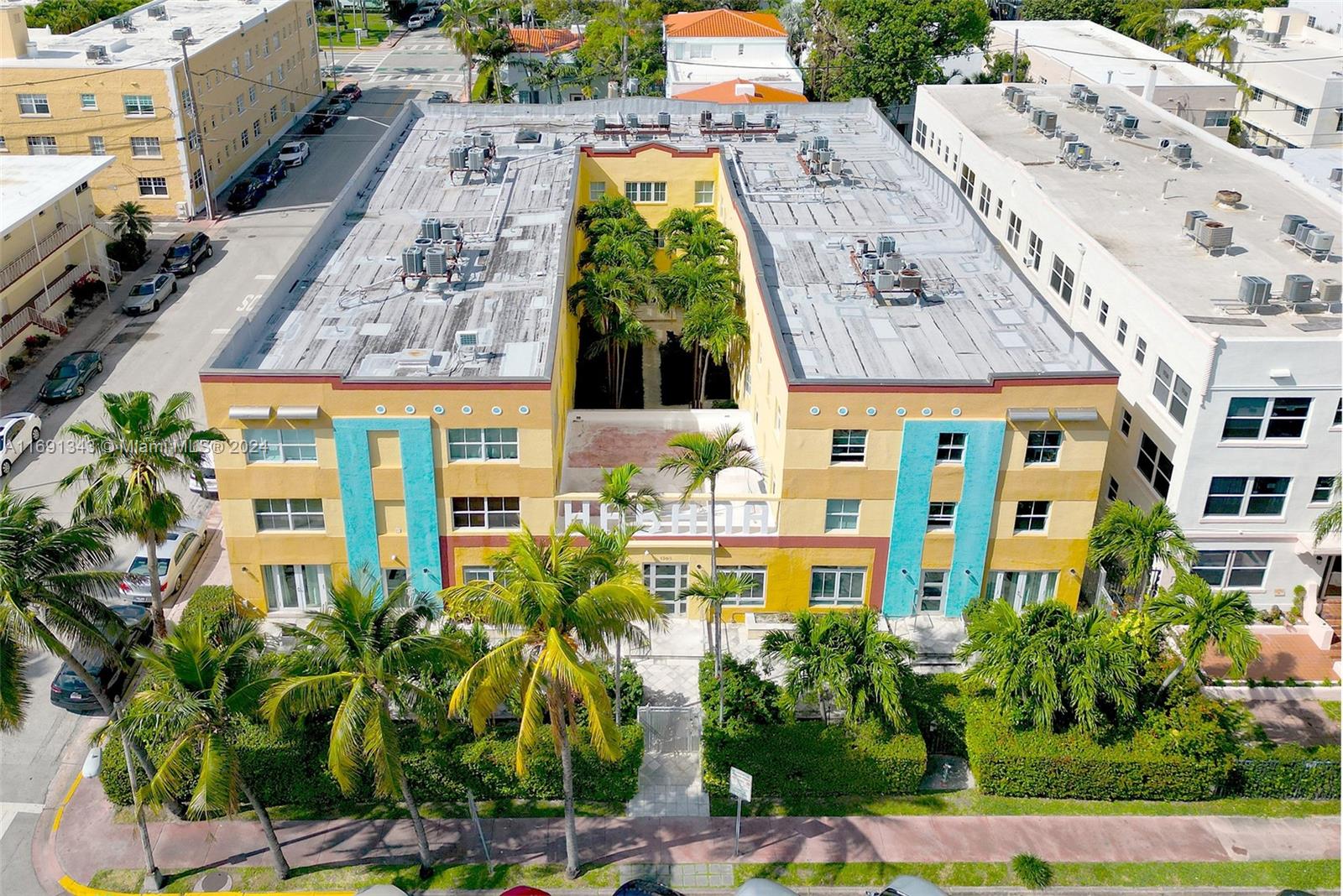 THE HABANA CONDO - Residential
