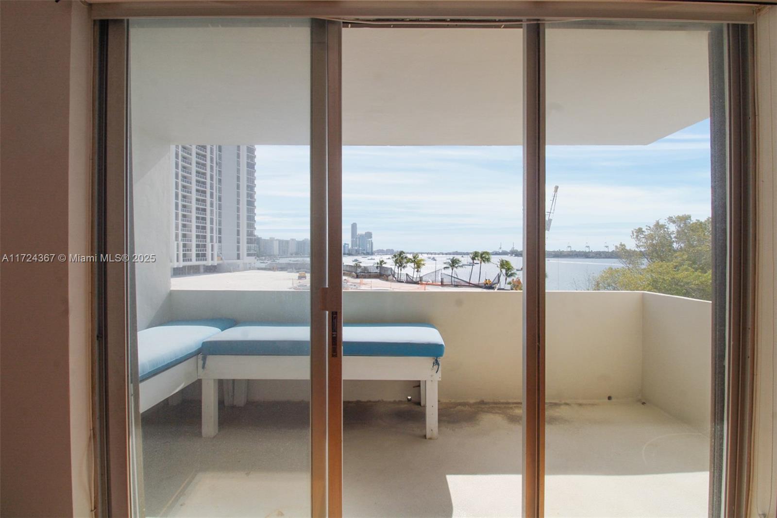 ISLAND TERRACE CONDO - Residential
