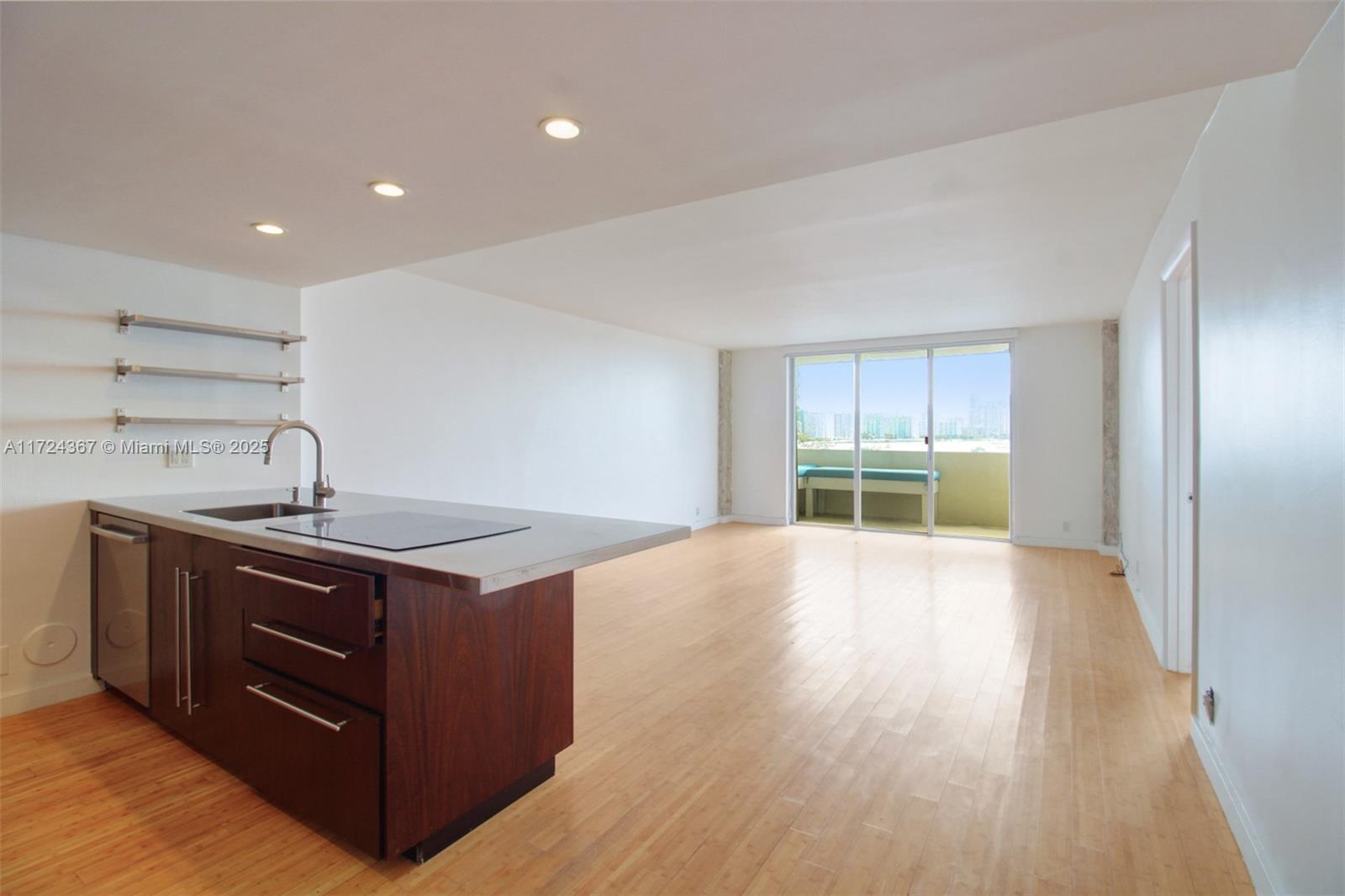 ISLAND TERRACE CONDO - Residential