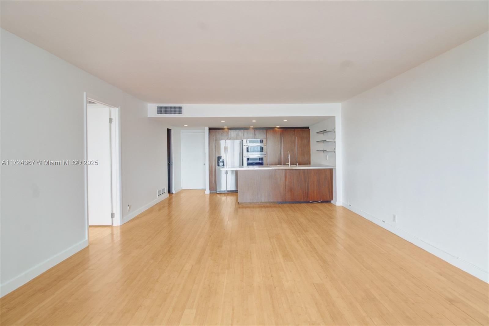 ISLAND TERRACE CONDO - Residential
