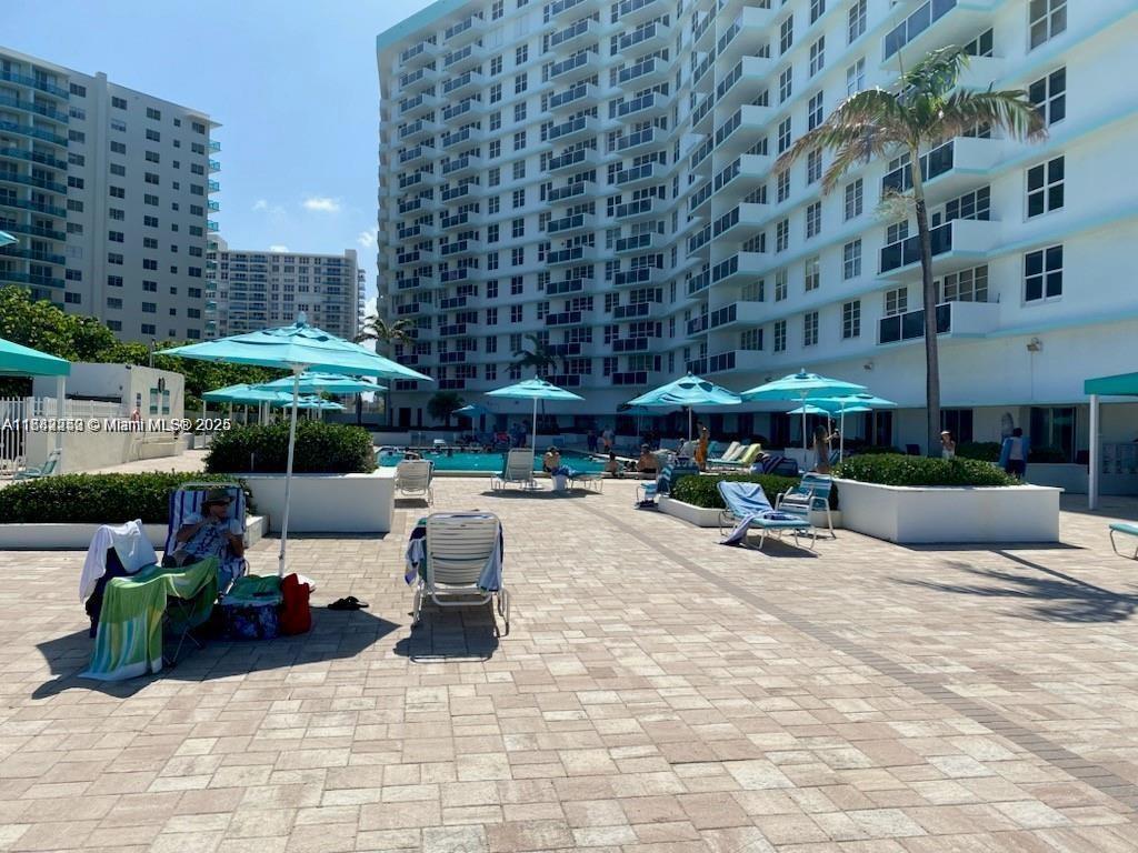 SEA AIR TOWERS CONDO - Residential Lease