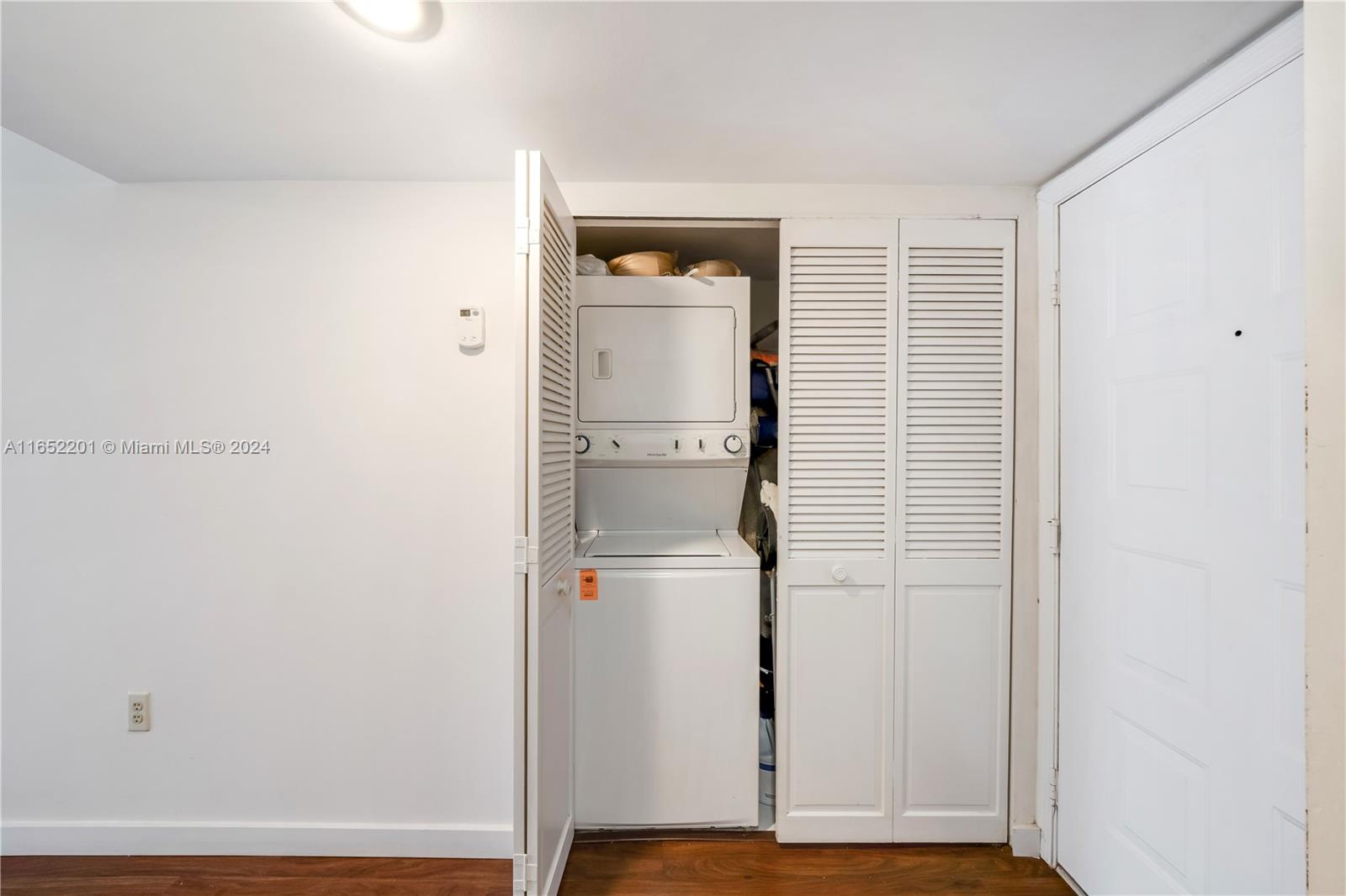 UNIVERSITY INN CONDO - Residential
