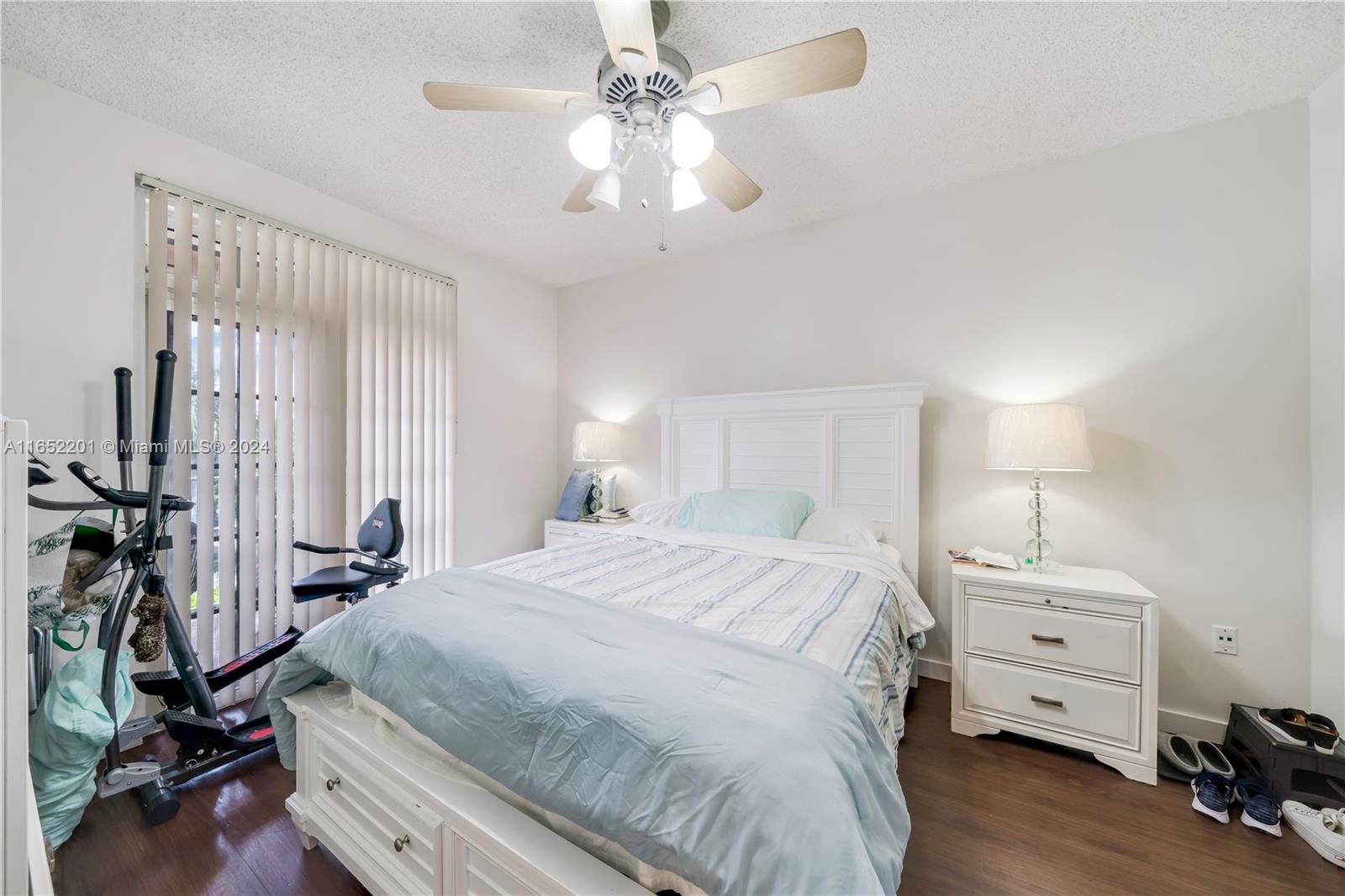 UNIVERSITY INN CONDO - Residential