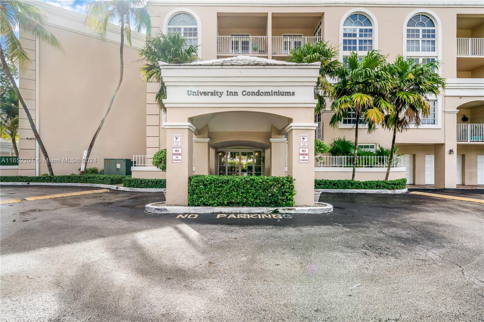 UNIVERSITY INN CONDO - Residential