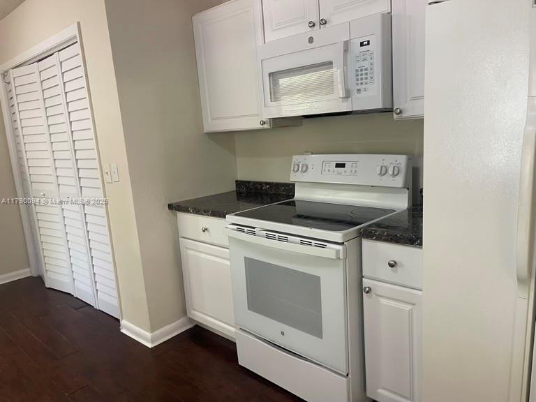 218 SW 5th St -