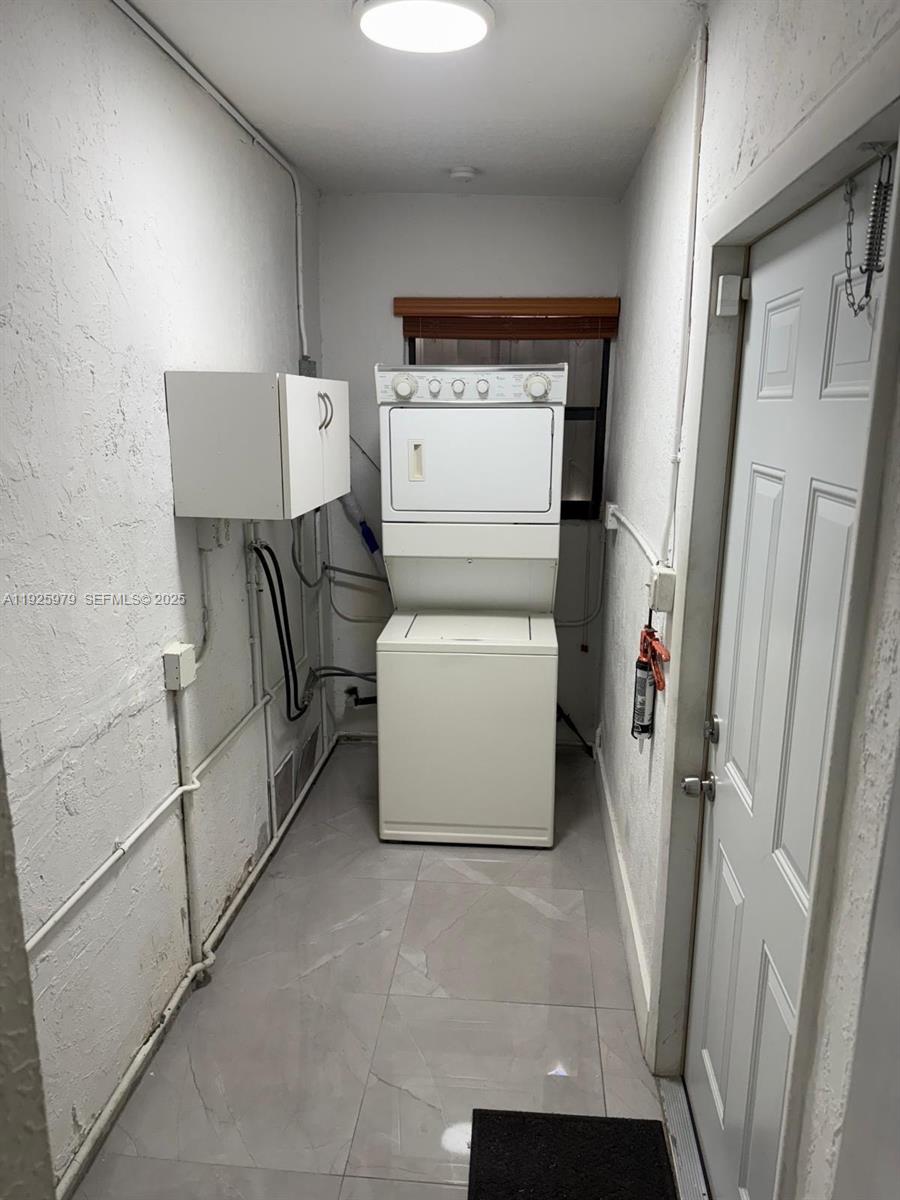 VENETIAN GARDENS-REV - Residential