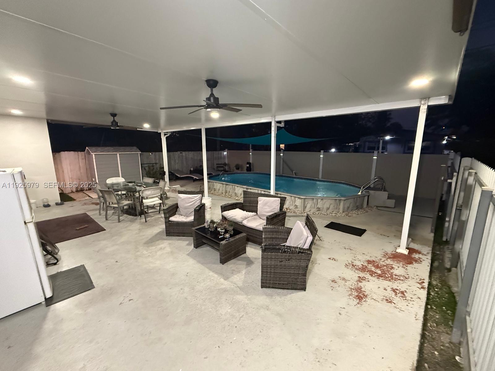 VENETIAN GARDENS-REV - Residential