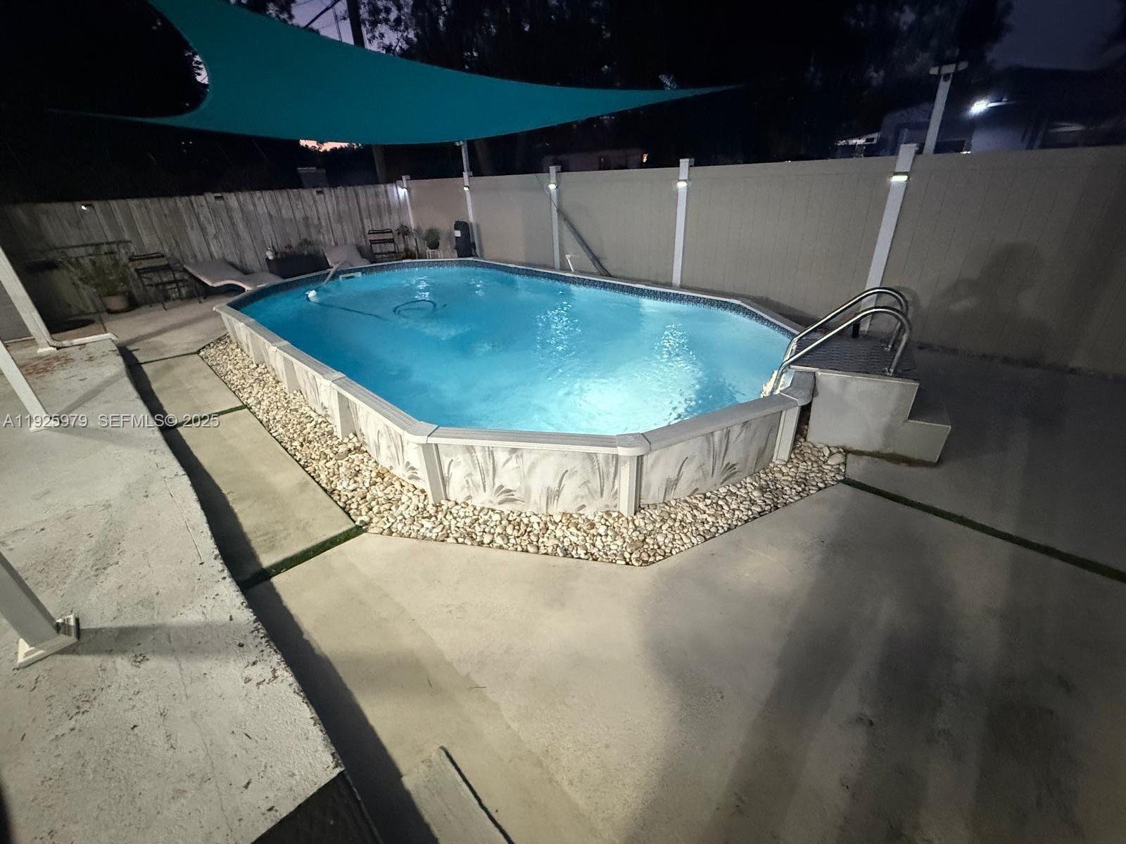 VENETIAN GARDENS-REV - Residential