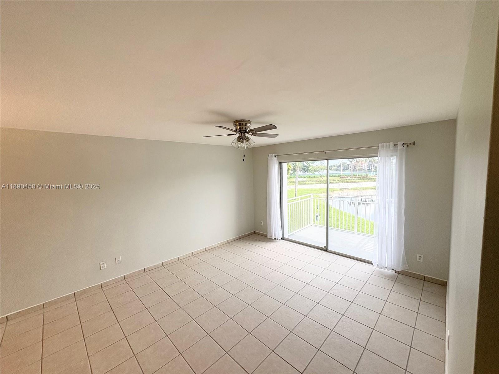 CLUB QUARTERS AT RAINTREE - Residential Lease