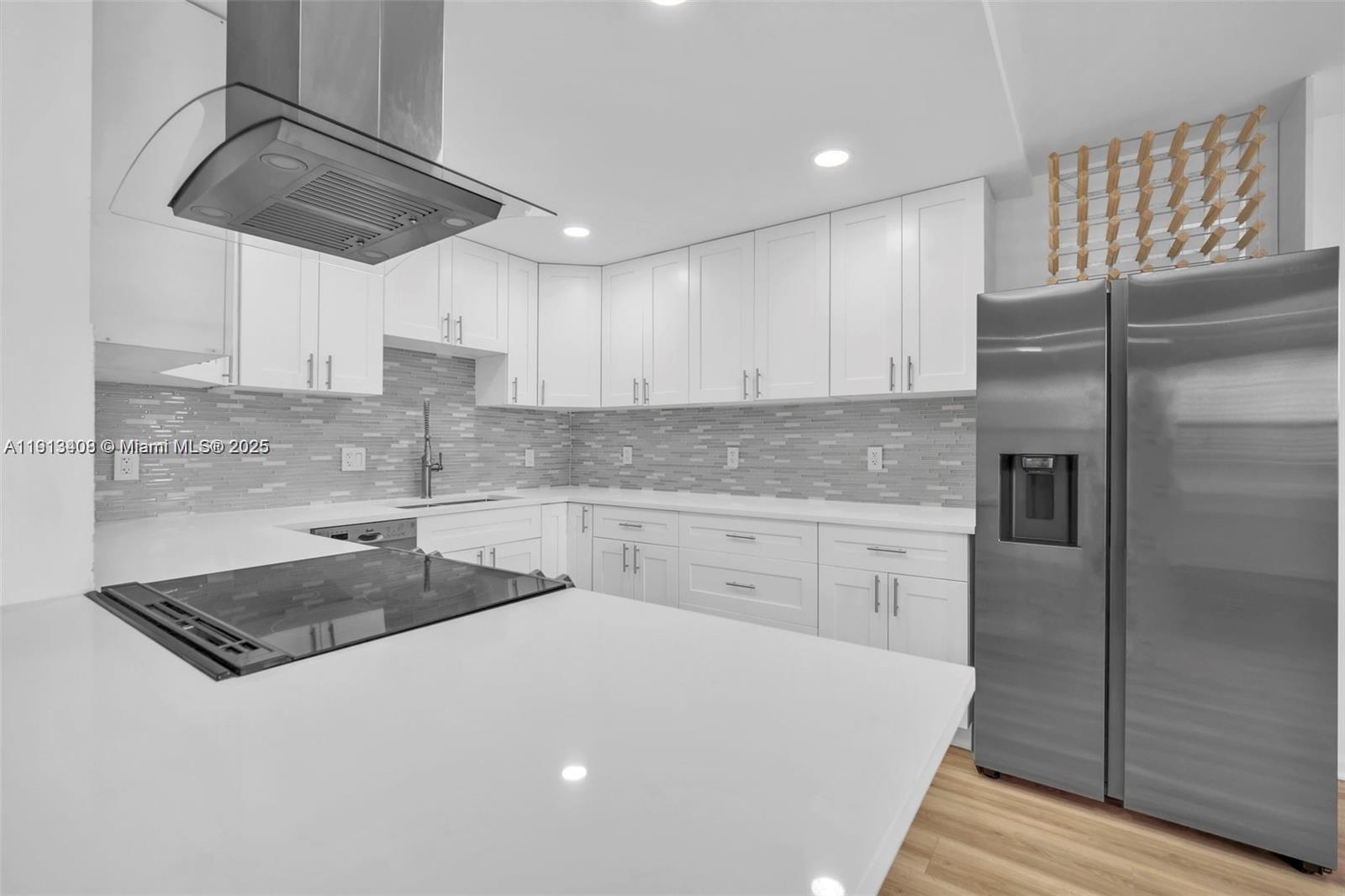 HYTHE AT CENTURY VILLAGE - Residential