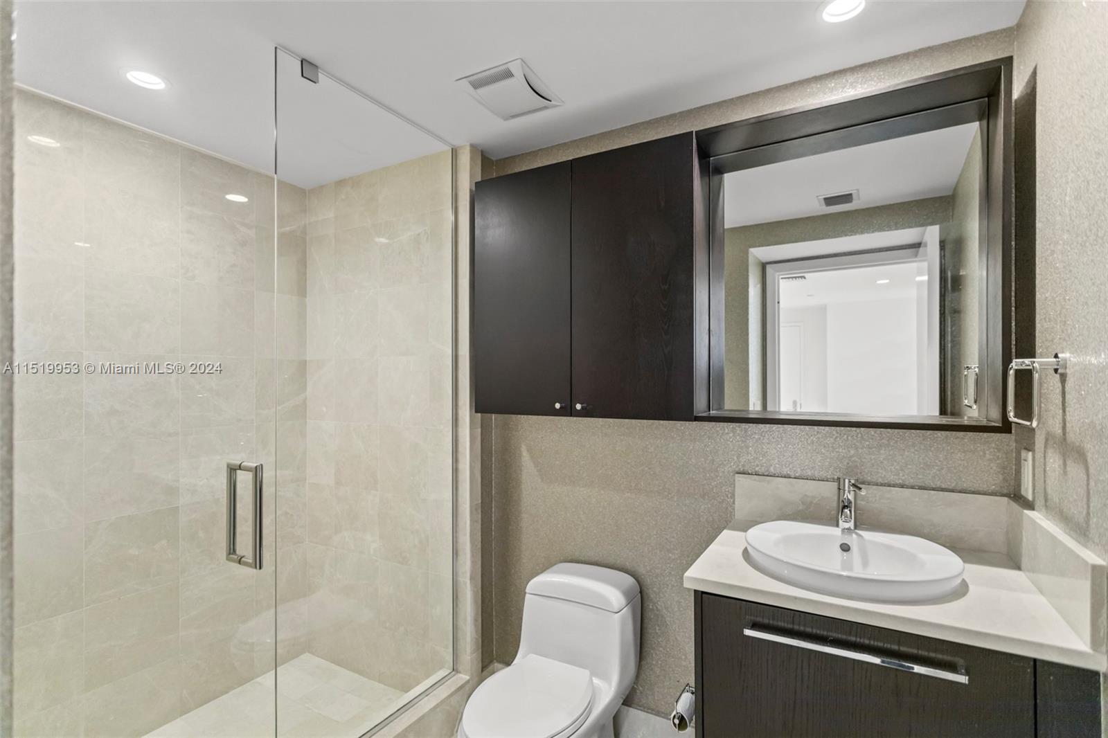 JADE OCEAN CONDO - Residential Lease