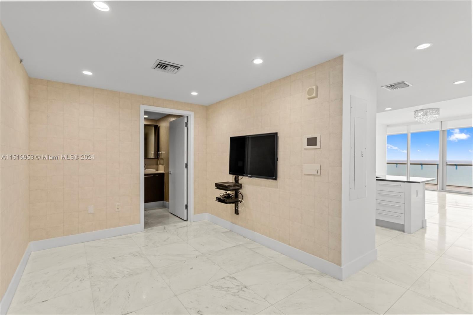 JADE OCEAN CONDO - Residential Lease