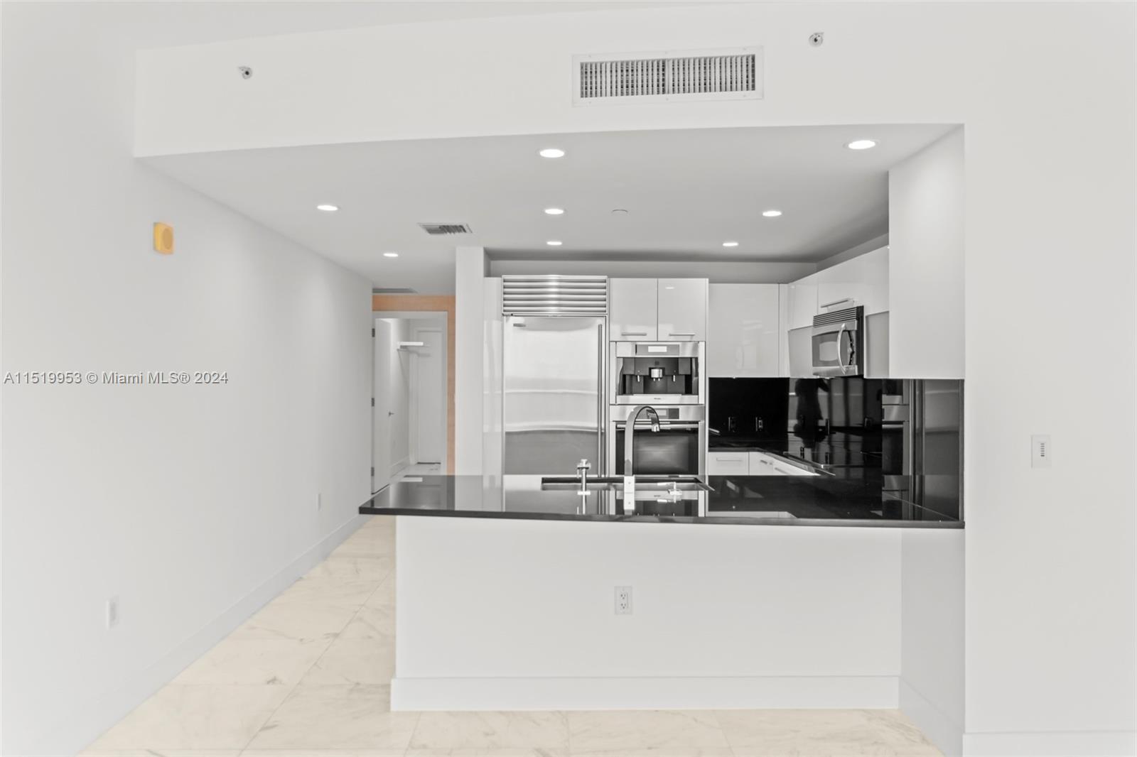 JADE OCEAN CONDO - Residential Lease