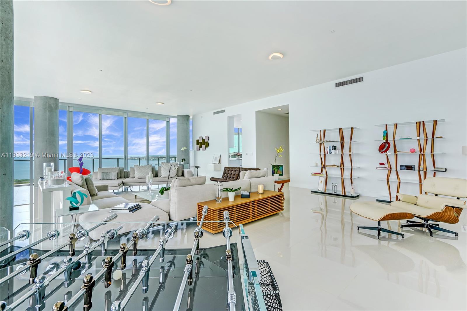 DINNER KEY - Residential