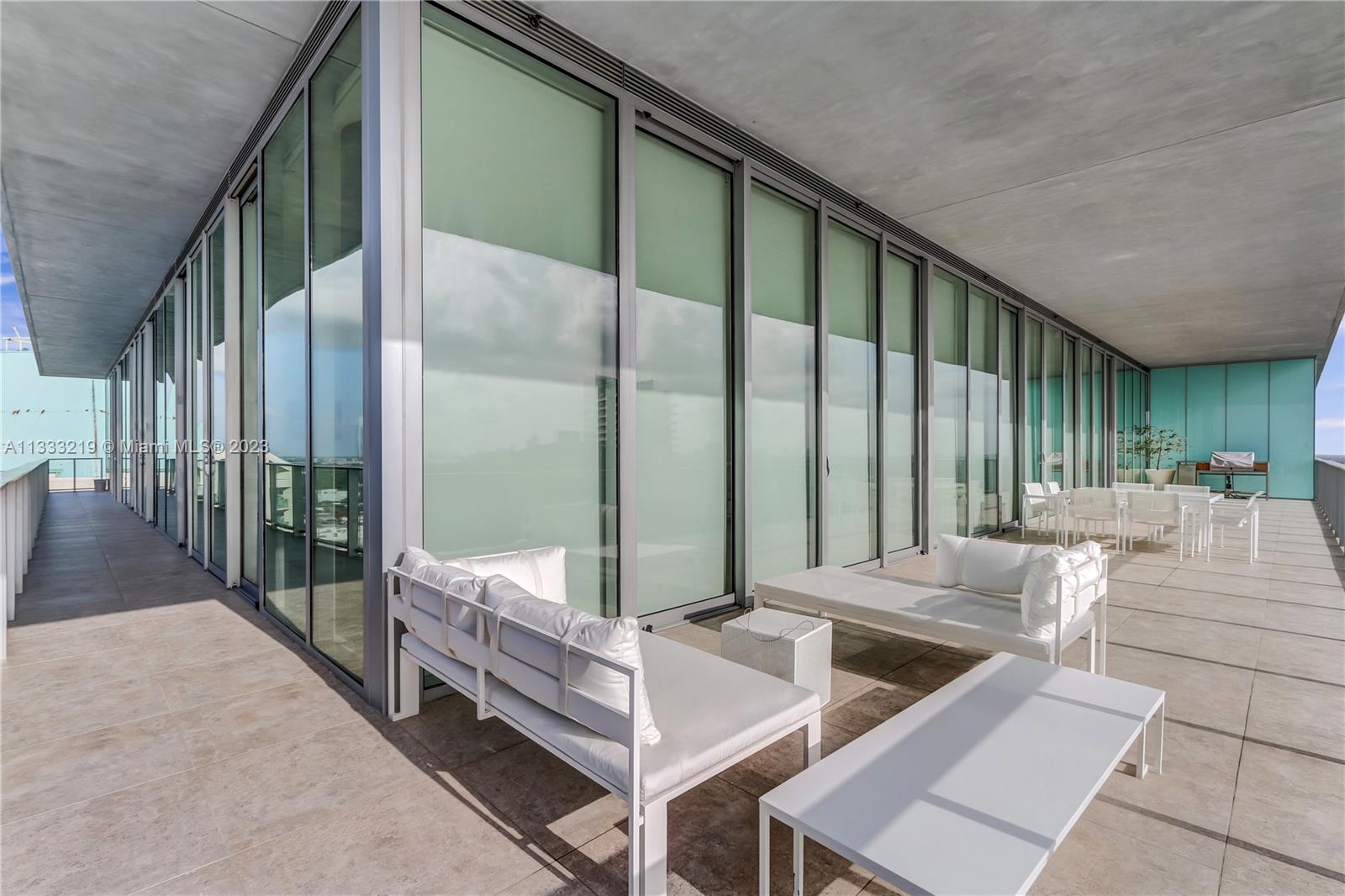 DINNER KEY - Residential