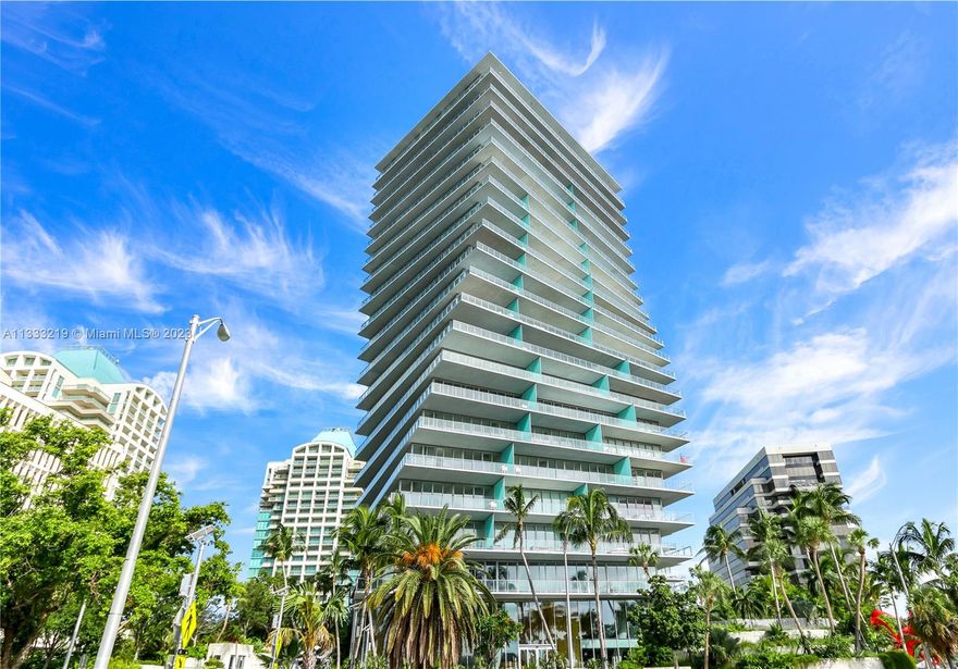 Unique opportunity to buy a truly spectacular unit in north tower of THE GROVE AT GRAND BAY, Miami's hottest waterfront luxury condominium. Designed by interior designer STEVEN G, this unit has an open floor plan with ample natural light in every room and gorgeous panoramic views of the city and biscayne bay. Amenities include 24-hour concierge and butler service, lap and roof-top pools, a modern spa, a state-of-the-art fitness center with spinning room, game room, pet spa, library, a private restaurant and valet parking services.