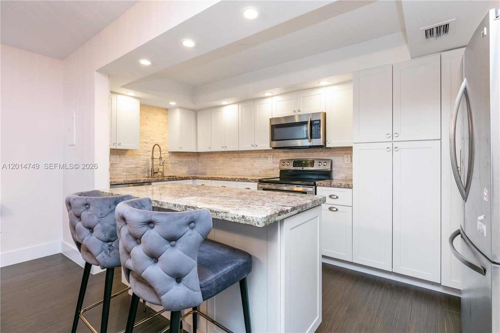VILLA DORADA CONDO NO 1 - Residential Lease