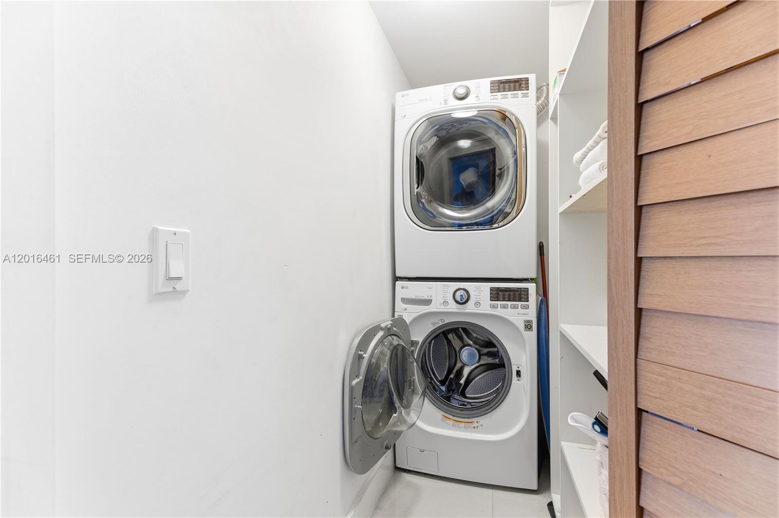EDEN HOUSE CONDO - Residential Lease