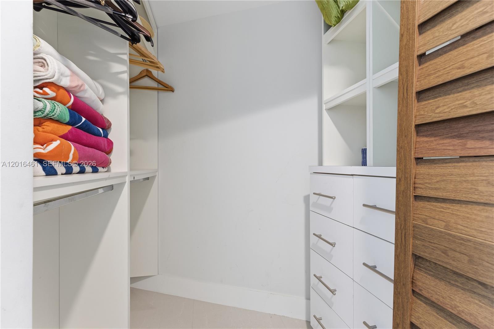 EDEN HOUSE CONDO - Residential Lease