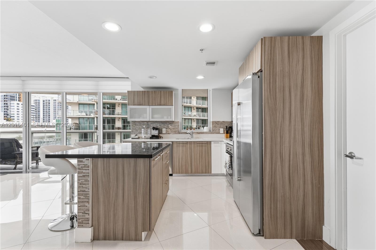 EDEN HOUSE CONDO - Residential Lease