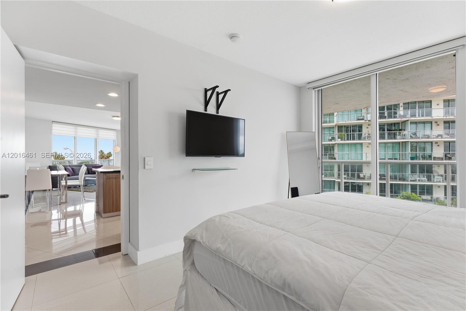 EDEN HOUSE CONDO - Residential Lease