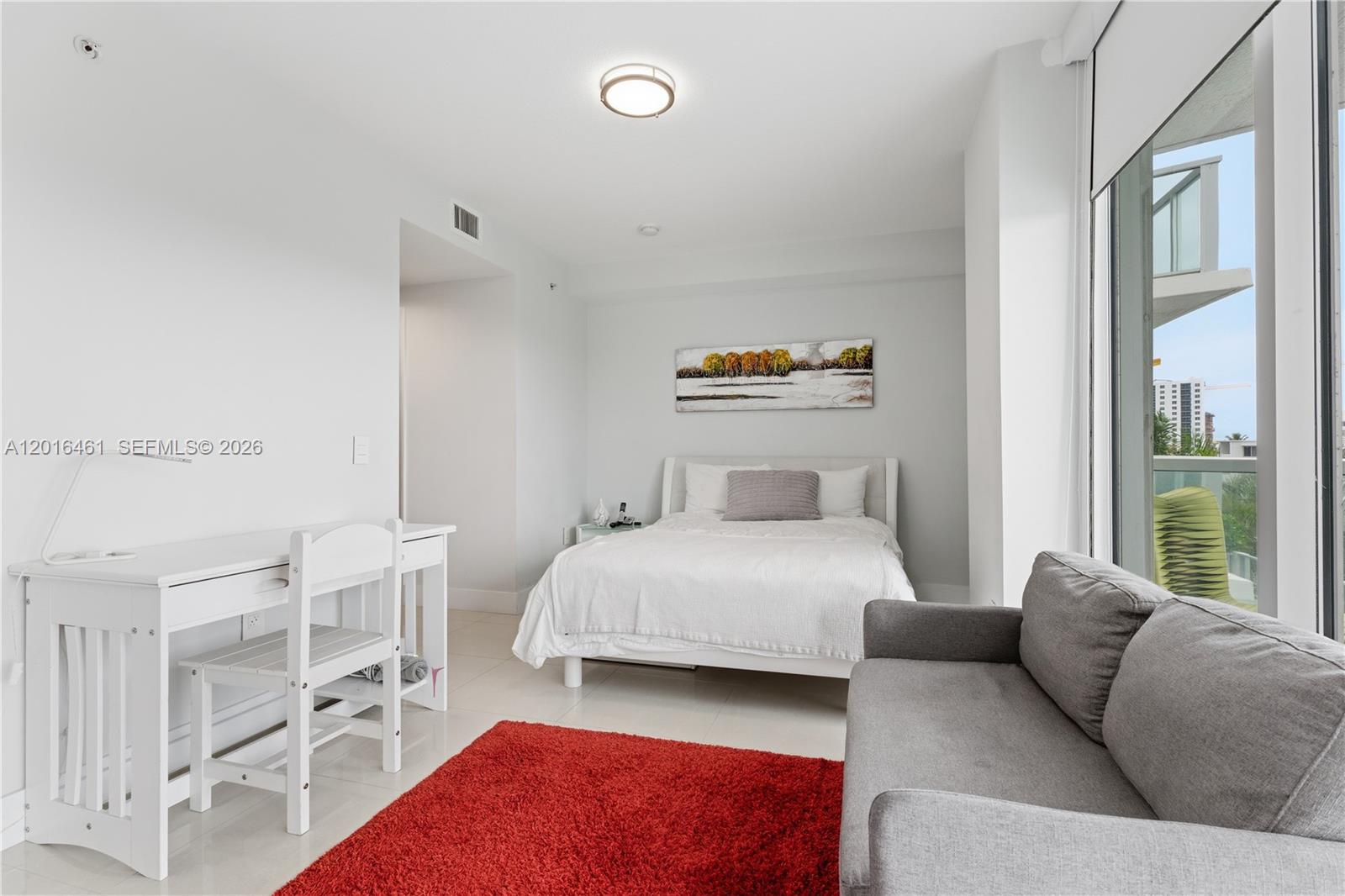 EDEN HOUSE CONDO - Residential Lease