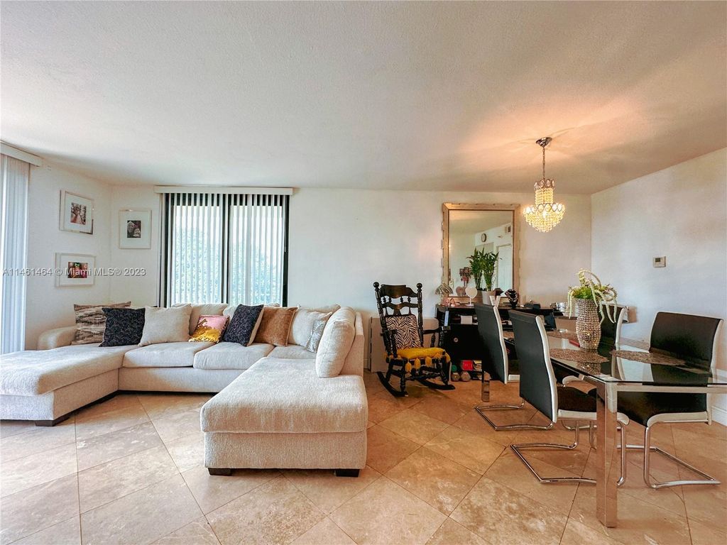 Photo of 901 Hillcrest Dr #602, Hollywood, FL 33021 (MLS # A11461464)
