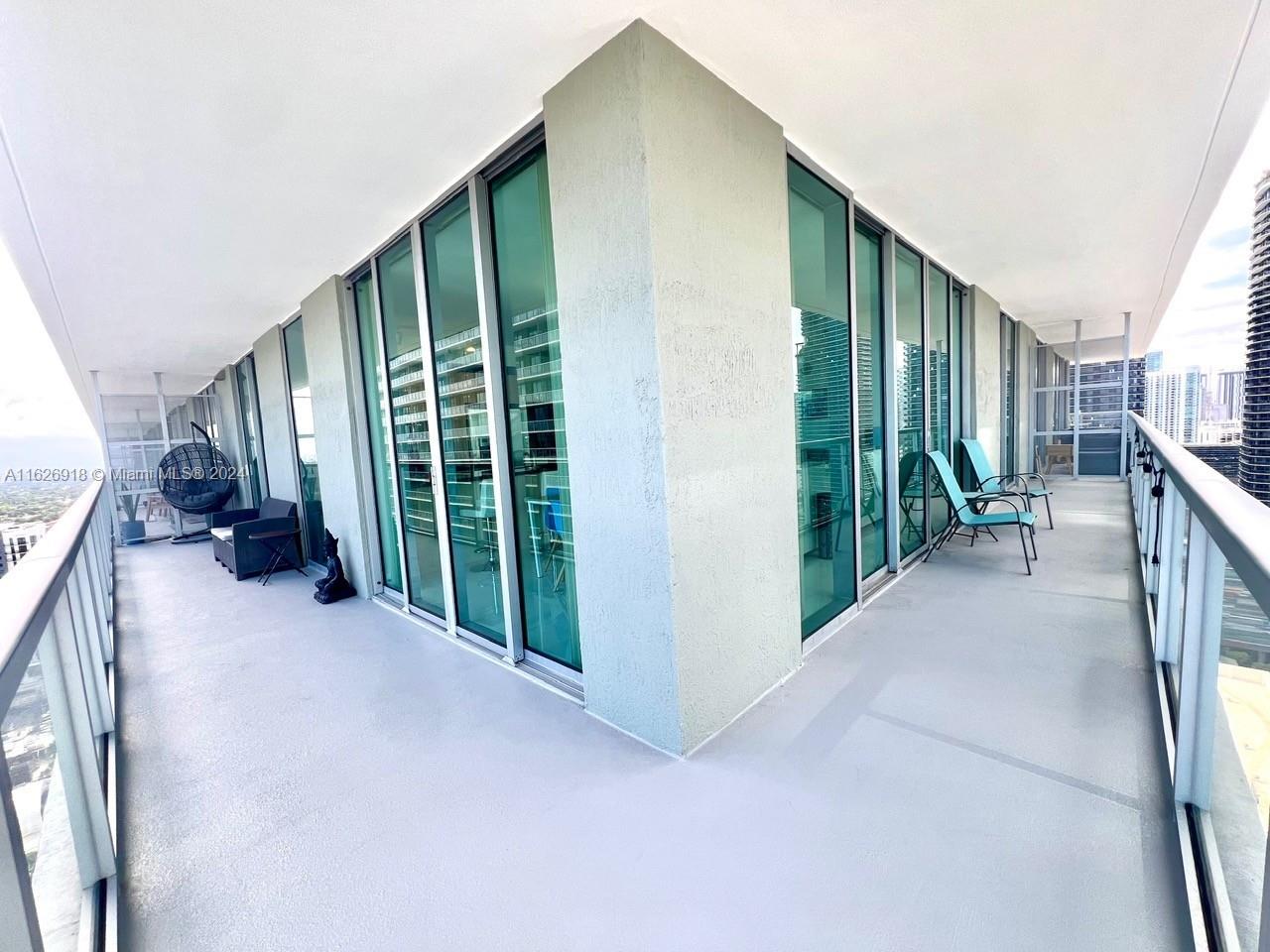 THE AXIS ON BRICKELL II C - Residential Lease